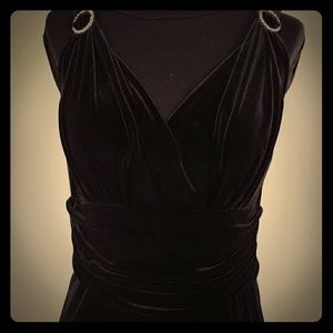Stop staring vintage style velvet dress
